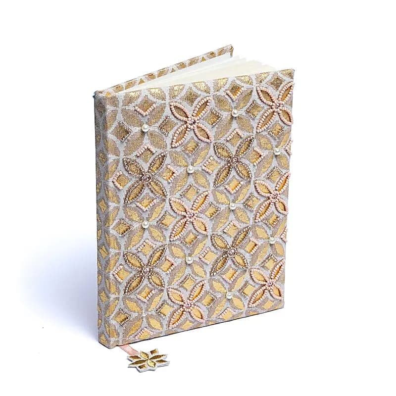 Blød fløjl notesbog i Beige/guld med Livets Blomst